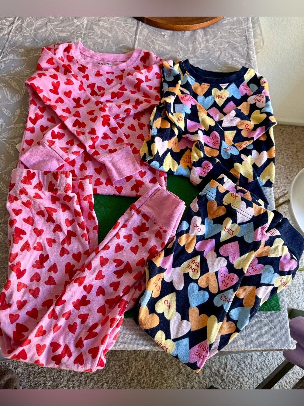 Old Navy Kids Heart Pajama Sets - Pink & Navy